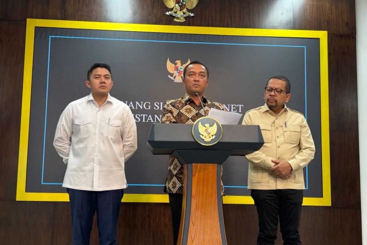 Presiden Pecat Kepala BGN Dadan Hindayana, Tunjuk Nanik Deyang Sebagai Pengganti