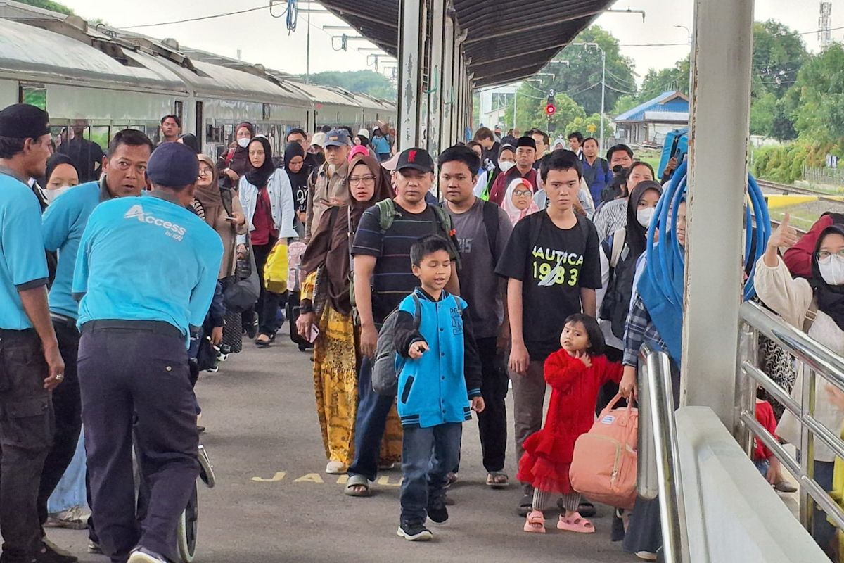 KAI Daop 1 Jakarta angkut 588 ribu pelanggan selama libur panjang