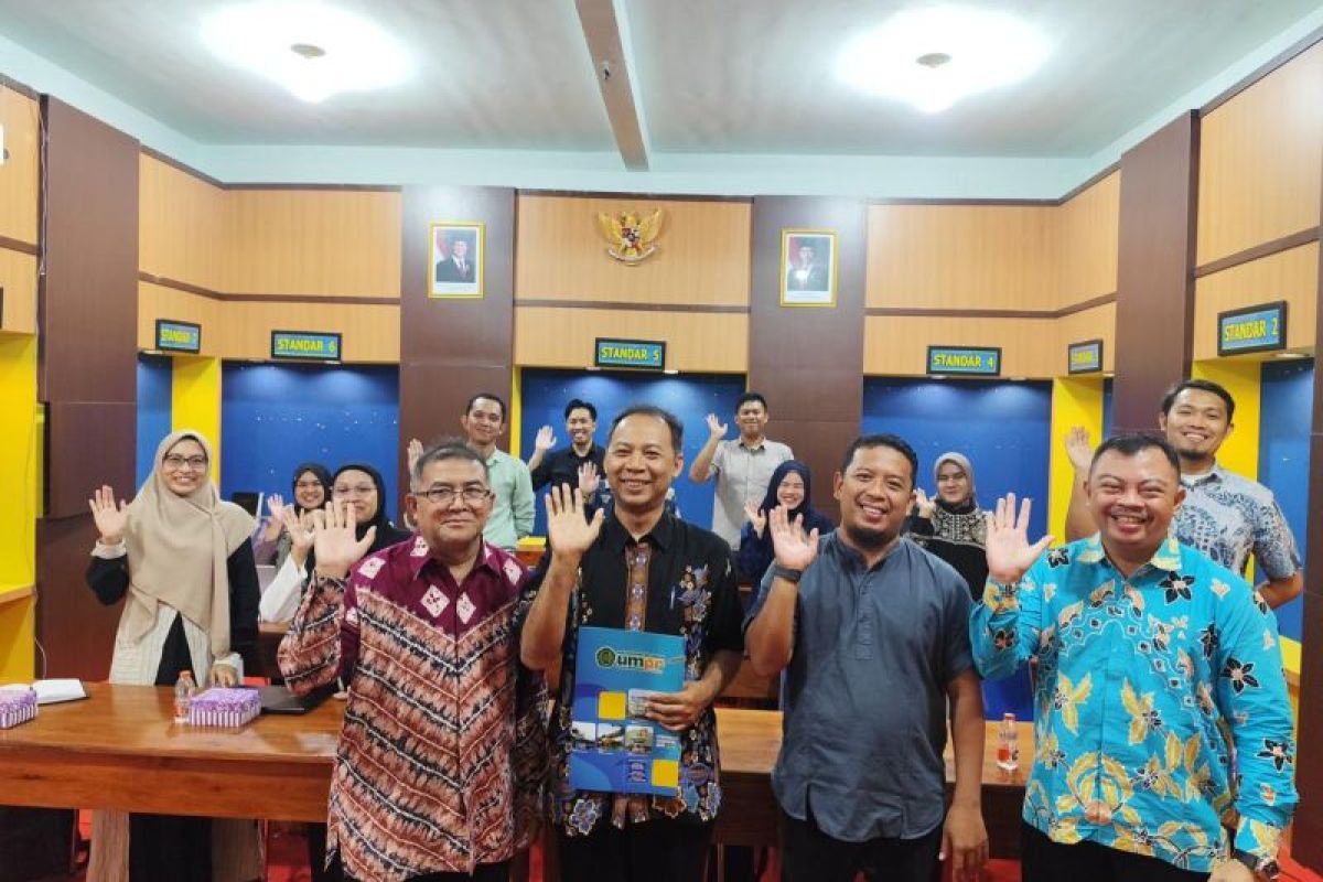 FBIT UM Palangkaraya gelar "Visiting Lecture" hadirkan dua pakar pendidikan