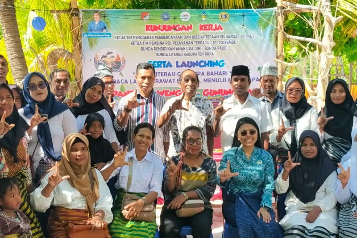Pemkab Sikka memperluas akses literasi melalui ruang baca desa