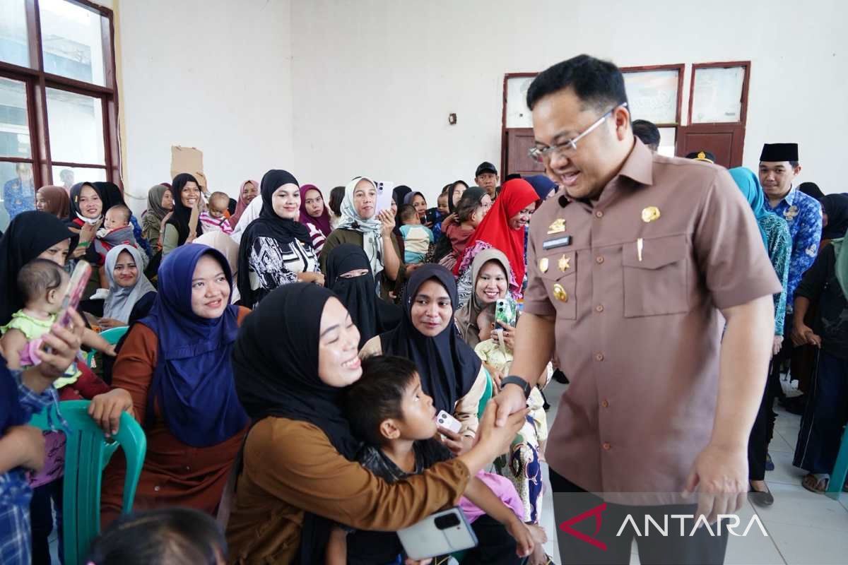 Pemkab Gowa salurkan 200 paket makanan bergizi untuk atasi stunting