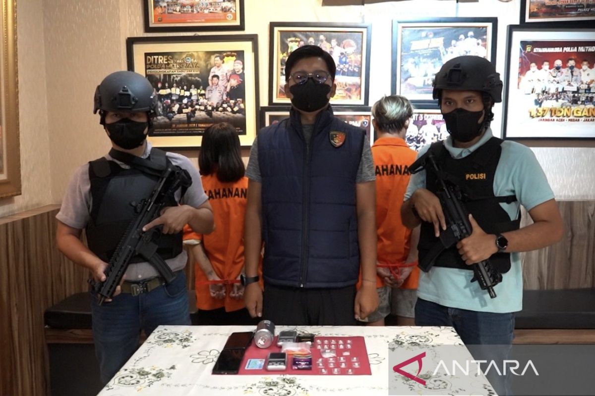 Polda Metro Jaya tangkap dua pengedar sabu di Bekasi