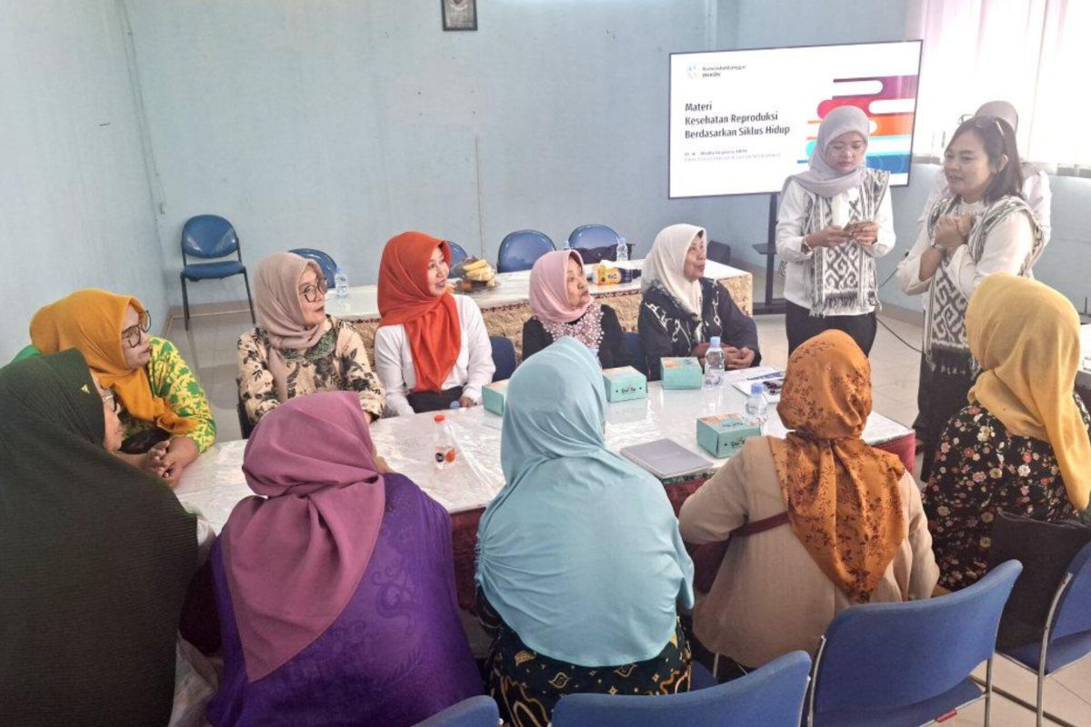 Kemendukbangga susun buku kesehatan reproduksi untuk semua tahap usia