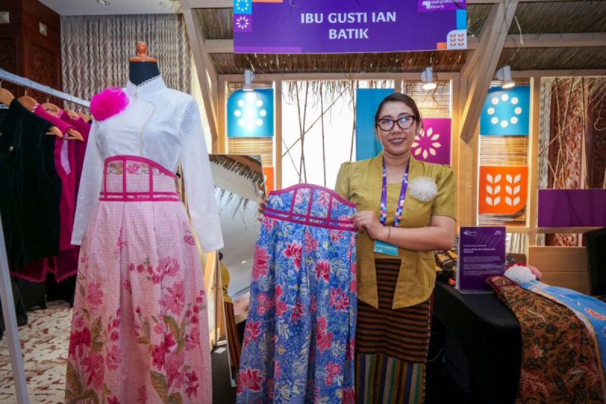 Kebaya Mbok Dhe kembangkan usaha lewat pendampingan dari Amartha