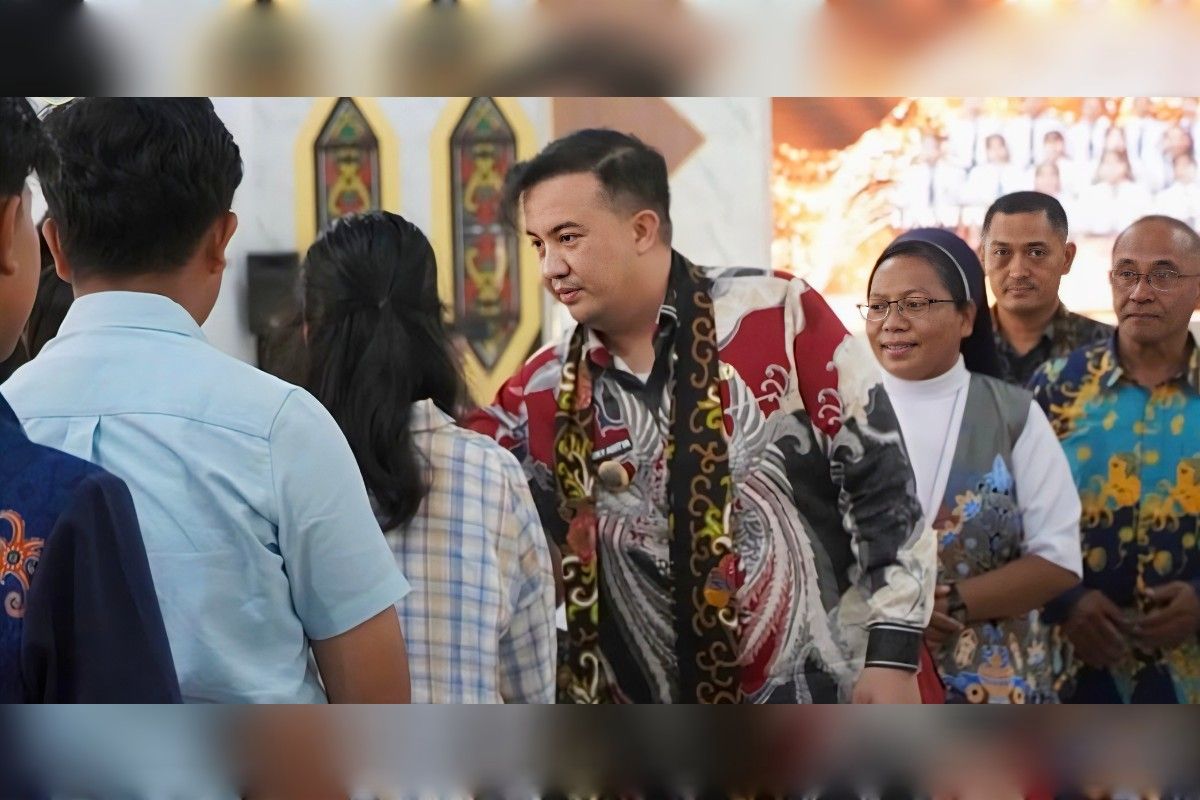 Bupati Lamandau minta siswa beradaptasi dengan perkembangan teknologi