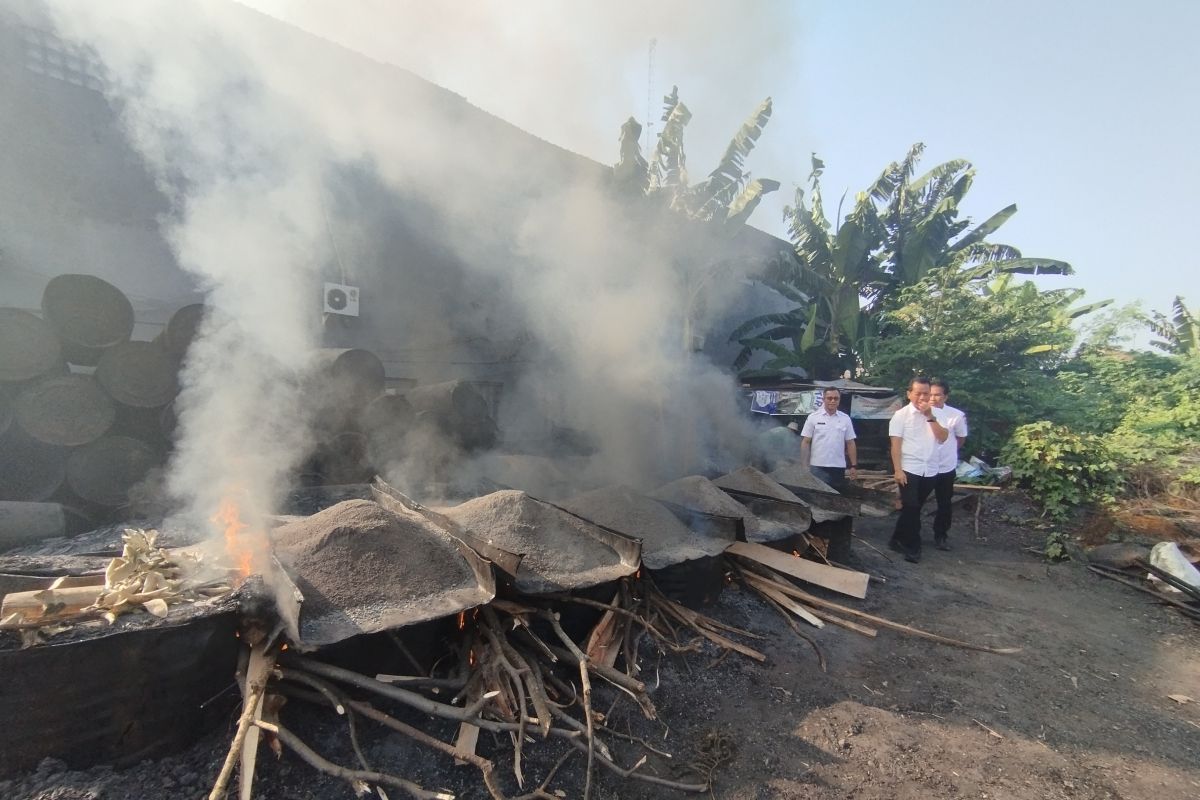Pemkab Kudus siapkan Rp5 miliar untuk memperbaiki semua jalan rusak