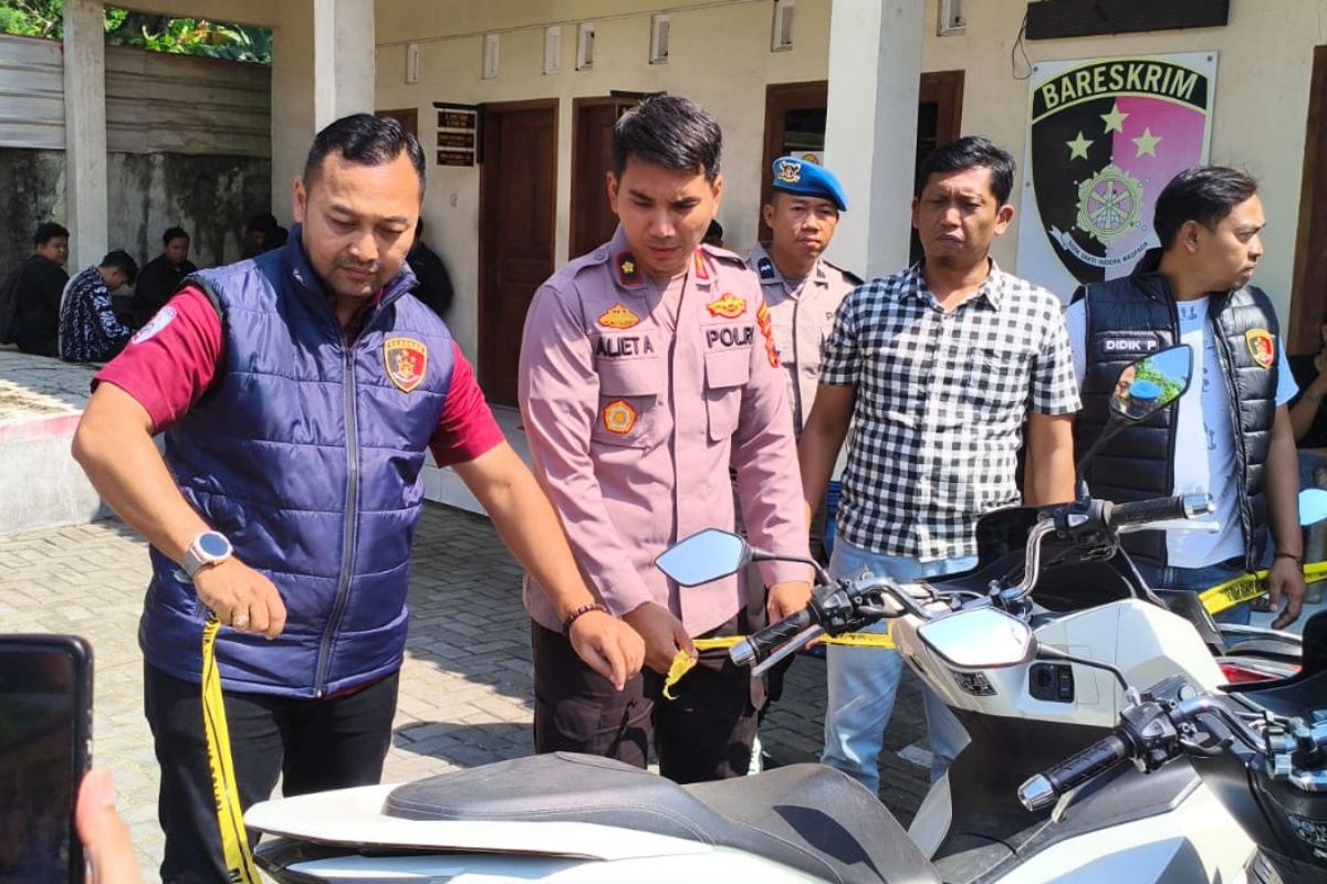 Polisi kembalikan 23 motor hasil  penggelapan di Semarang ke pemilik