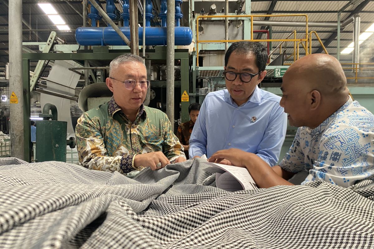Wamenperin nilai industri tekstil kokoh hadapi gejolak rupiah