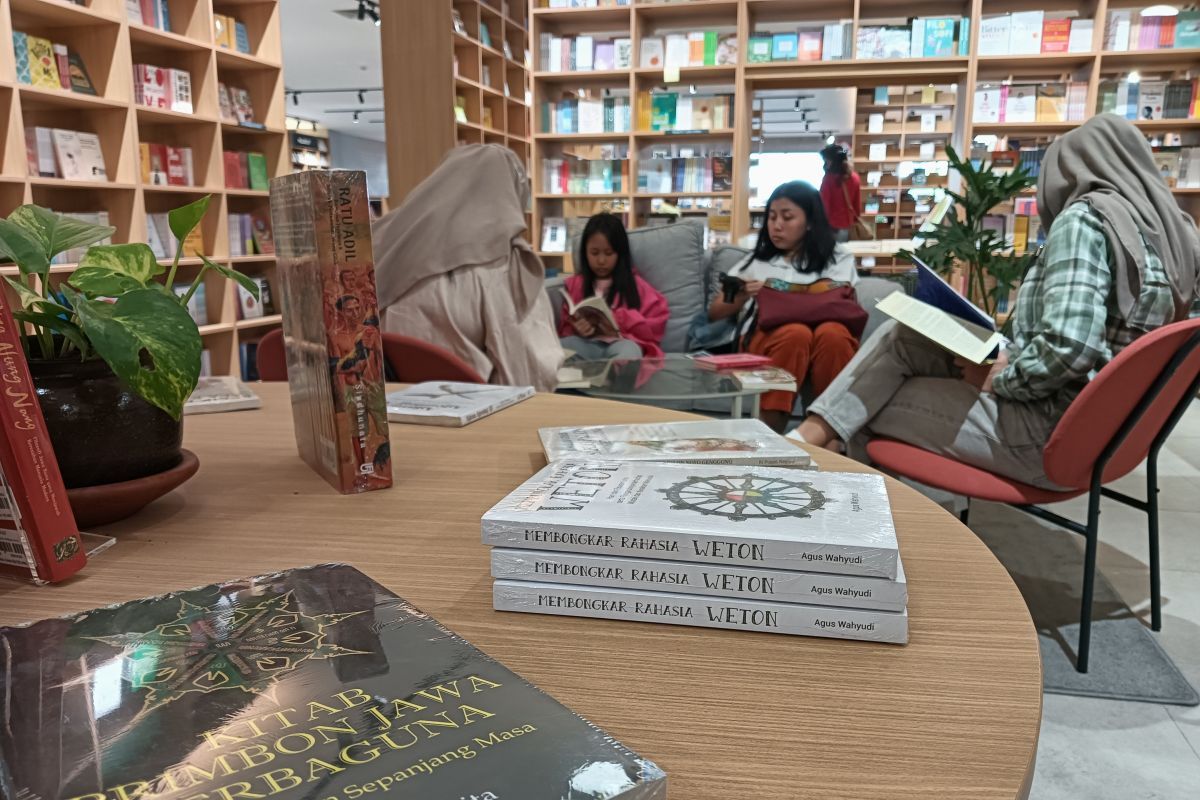 Tingkatkan minat baca, 400 orang ikuti "Baca Senyap" di Gramedia Jalma Semarang