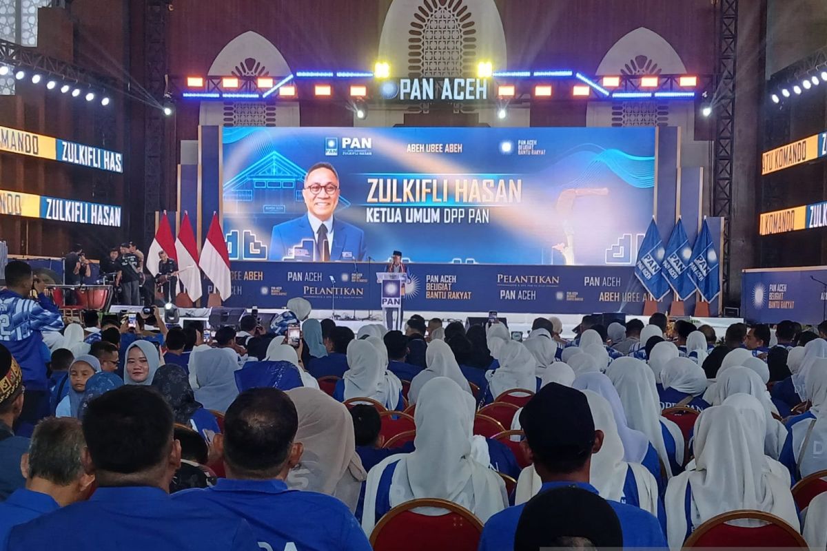 Zulkifli Hasan kenang almarhum mantan Gubernur Aceh Zaini Abdullah