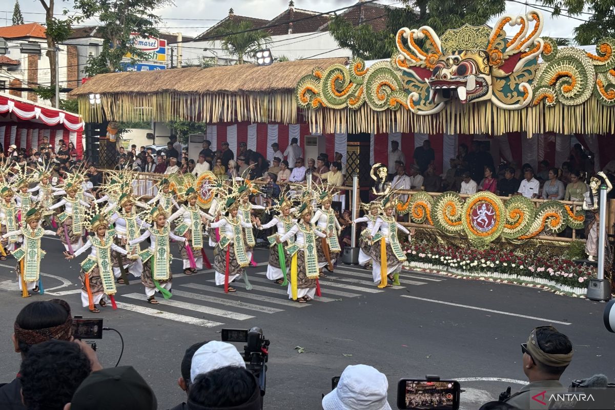 Wamenpar ingin kunjungan Pesta Kesenian Bali lampaui 1,6 juta