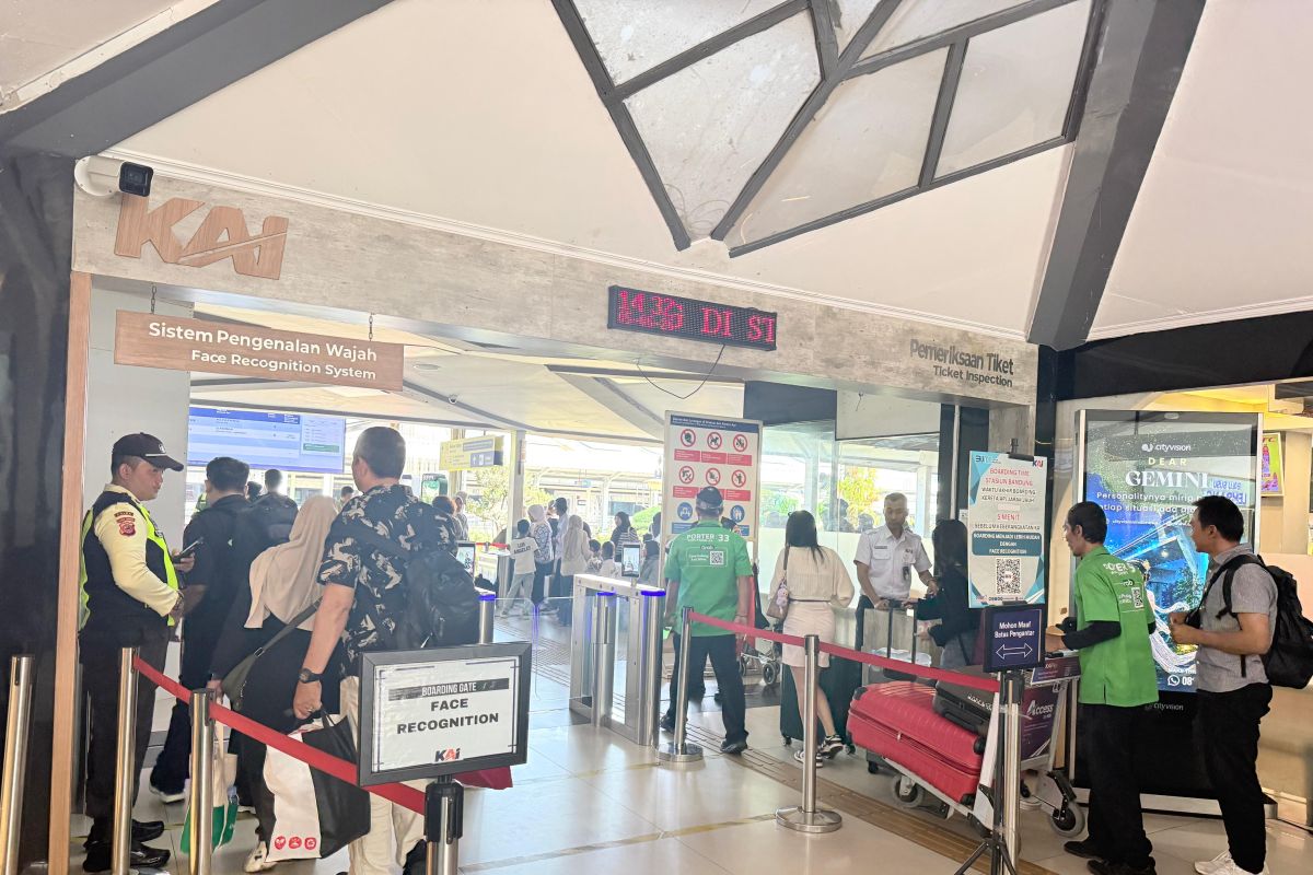 Pilihan Kereta Api Jakarta–Bandung Makin Beragam, KAI Perkuat Konektivitas Pelanggan ke Sejumlah Stasiun di Jawa Barat