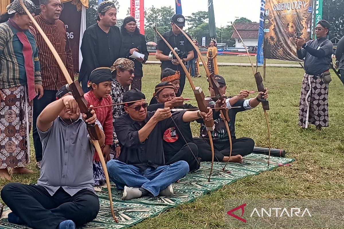 Bupati Banyumas: Jemparingan melatih ketenangan batin dan karakter