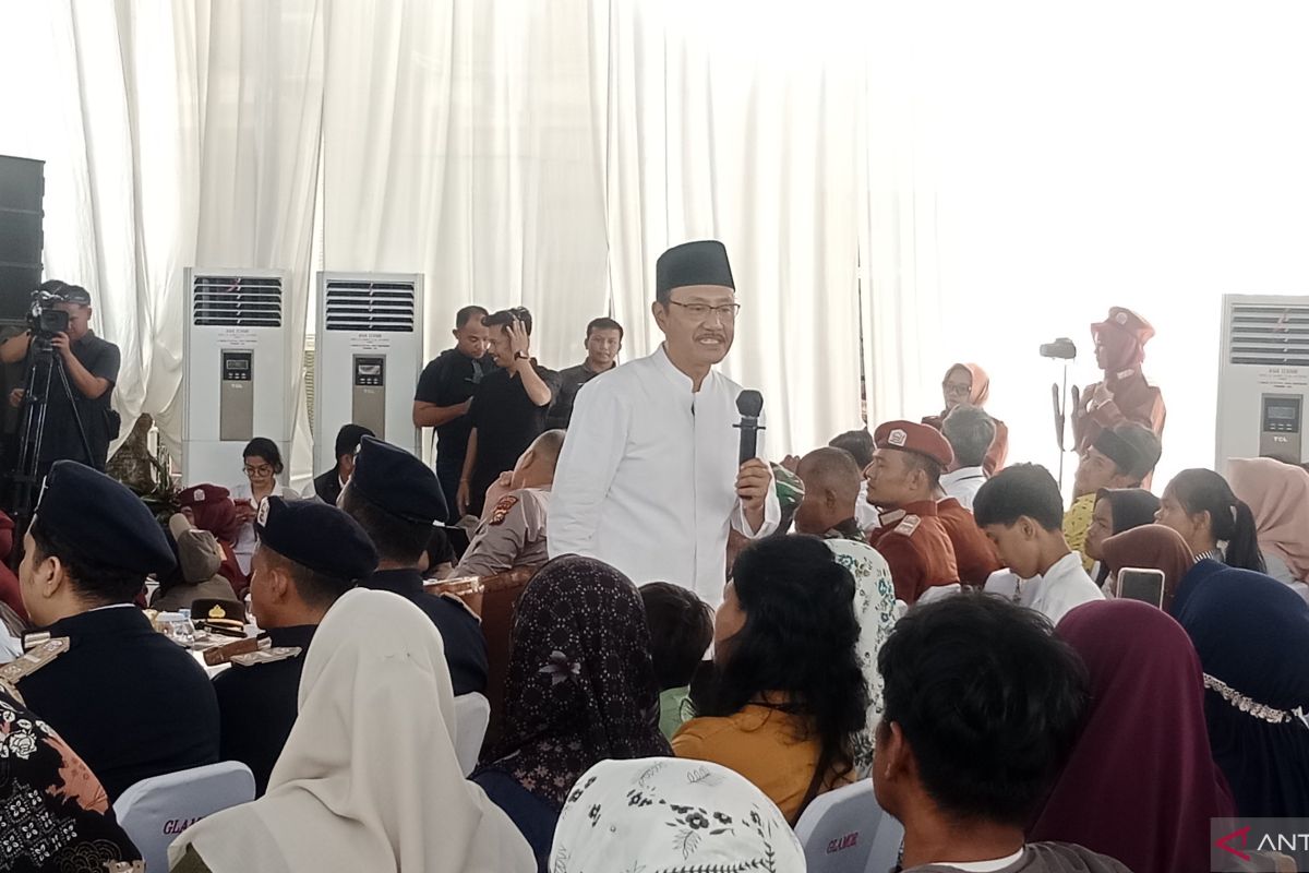 Mensos sambut orang tua dan calon siswa Sekolah Rakyat di Pekanbaru