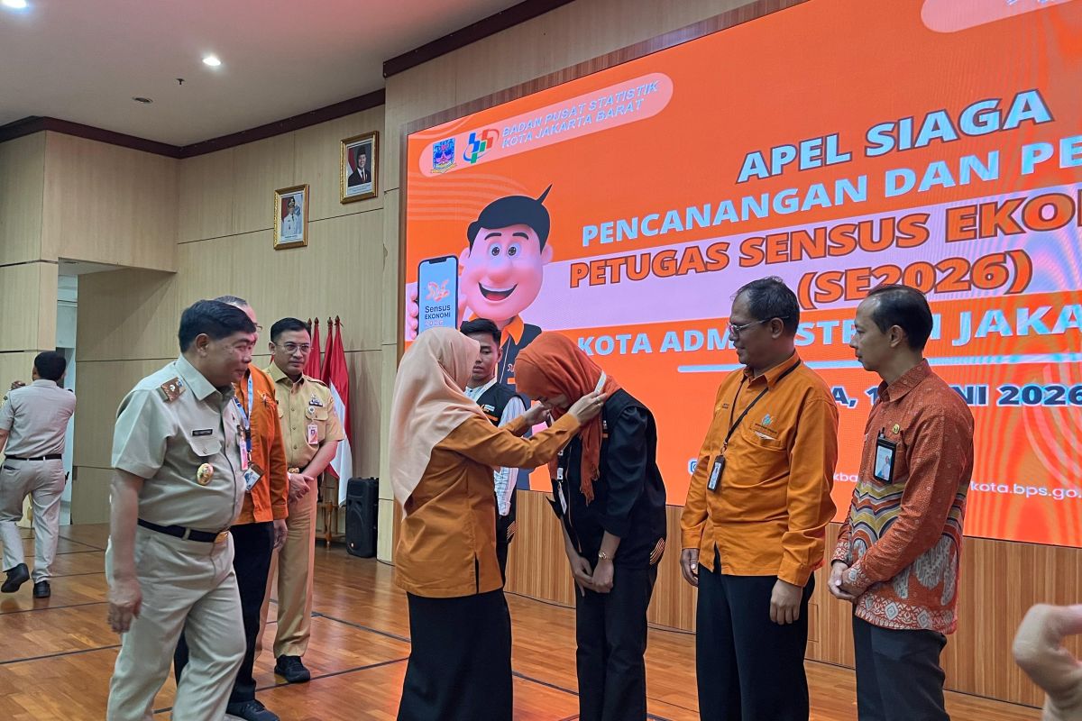 Pemkot Jakbar lepas 1.648 petugas Sensus Ekonomi 2026