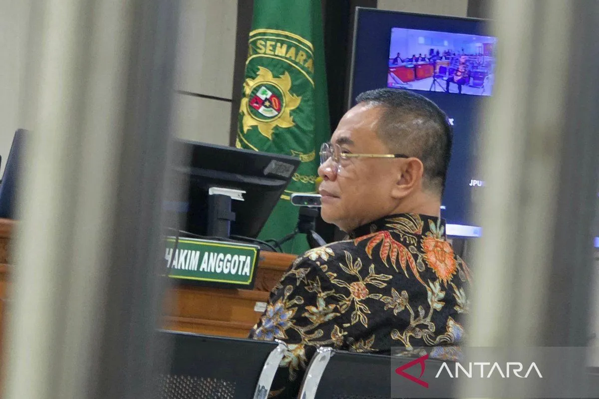 Bupati Non-aktif Pati Sudewo didakwa menyuap dan gratifikasi Rp3,8 miliar dalam kasus DJKA