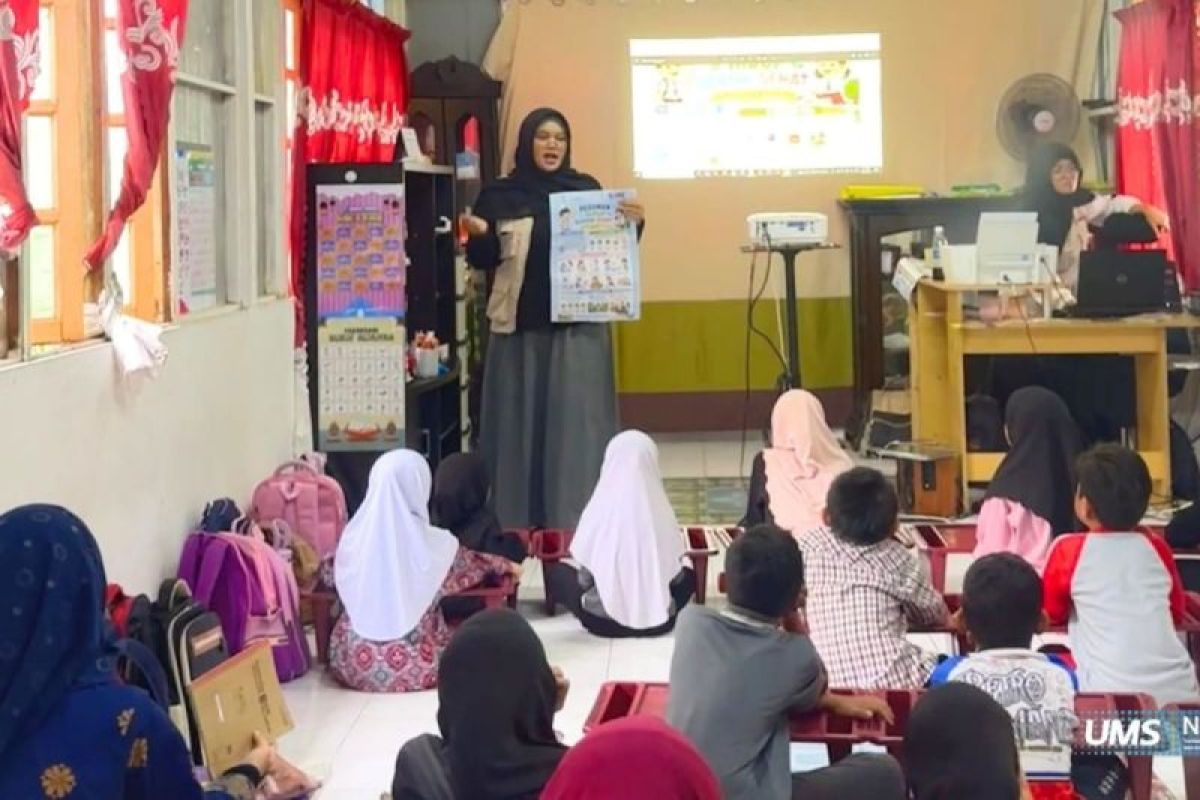 Mahasiswa UMS edukasi PHBS dan gizi seimbang untuk anak Diaspora Indonesia di Malaysia