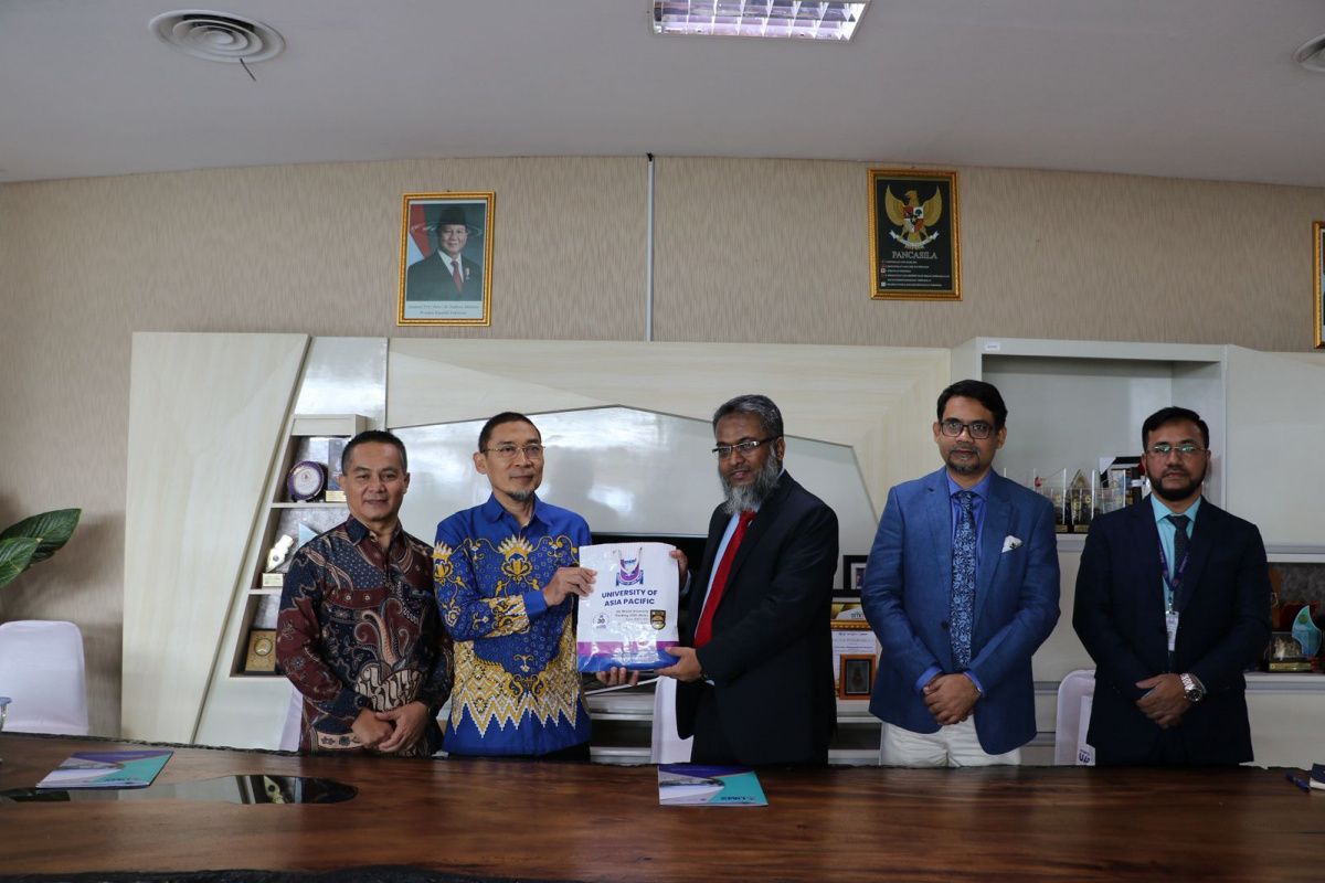Potensi herbal Indonesia tarik minat University of Asia Pacific Bangladesh jalin kerja sama dengan UMS