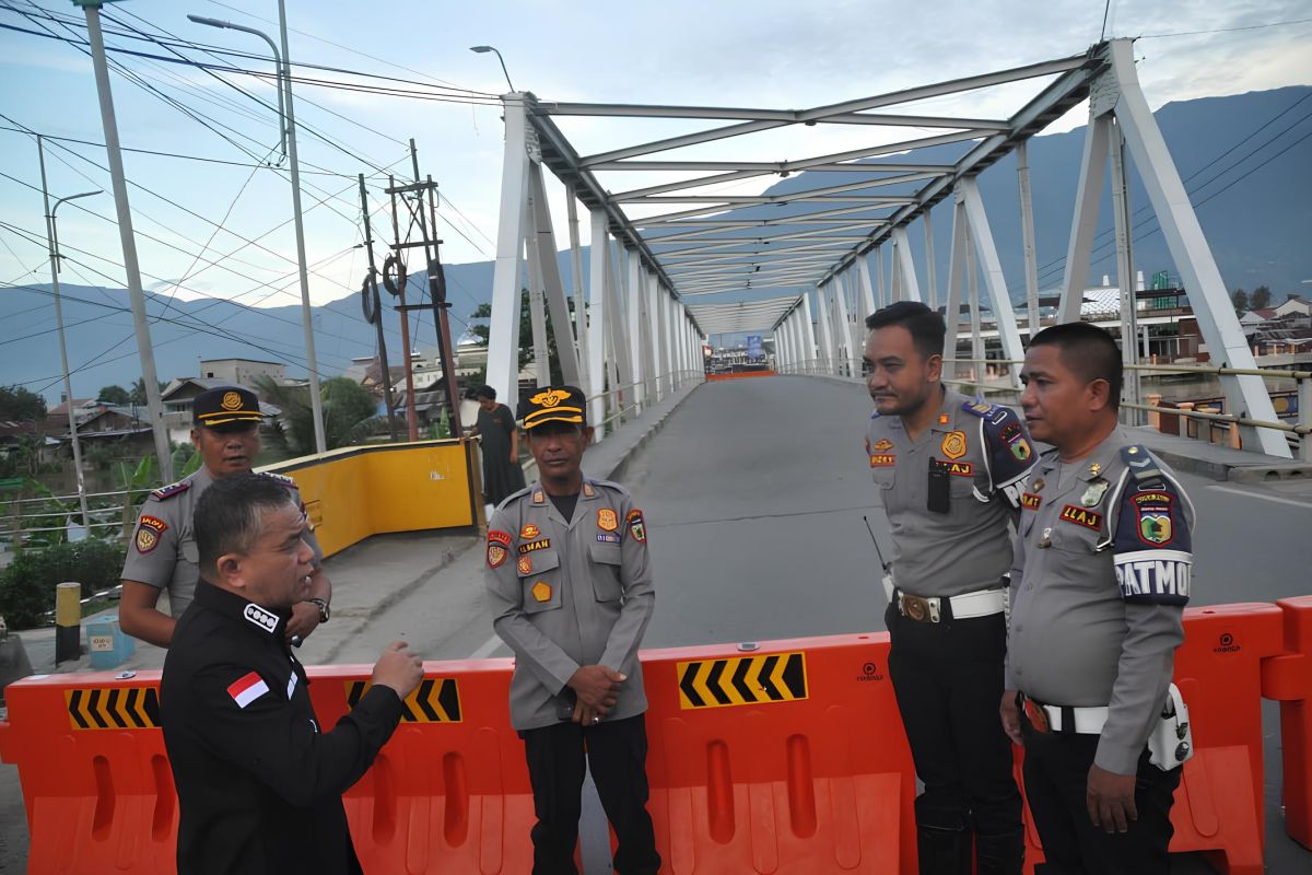 Pemkot Palu buka akses Jembatan III terbatas untuk kendaraan ringan