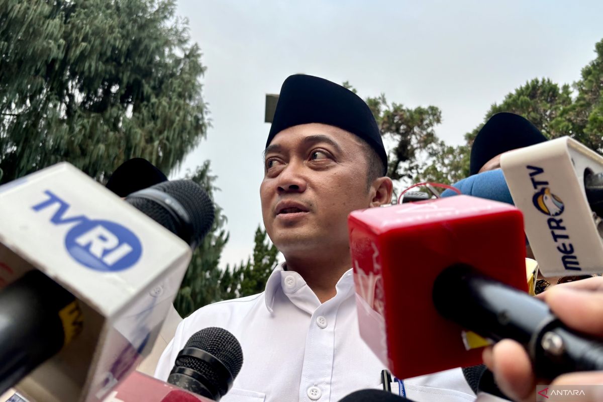 Prabowo lanjut rapat dengan Mendiktisaintek bahas "rare earths"