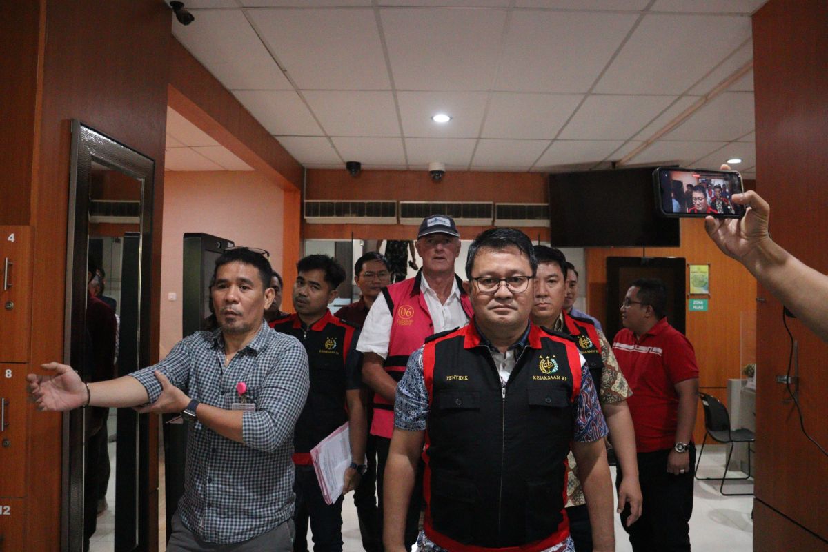 Direktur PT HWR jadi tersangka dugaan korupsi pengelolaan tambang emas