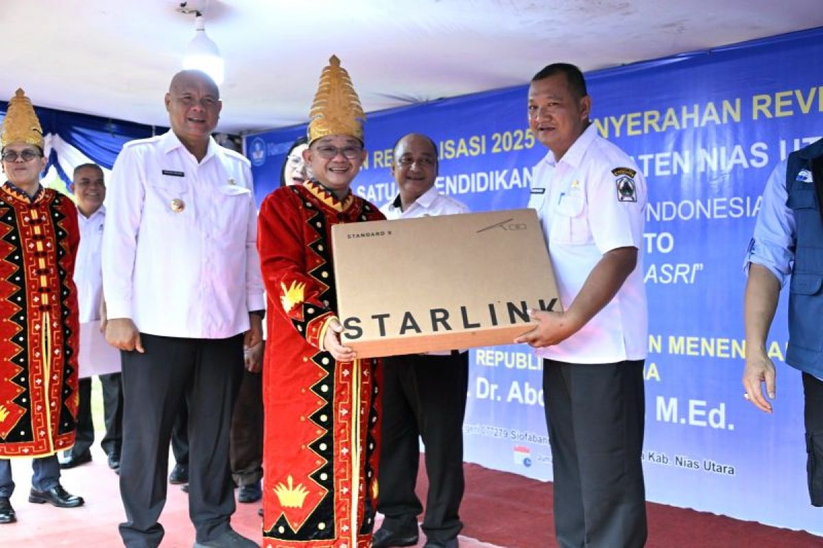 Kementerian Perluas Akses Pendidikan di Nias Utara lewat Bantuan Internet