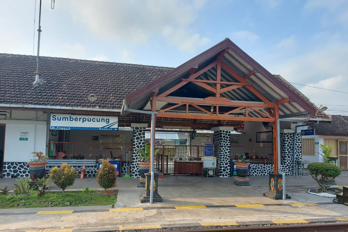 Weekend ke Karangkates Makin Mudah, Stasiun Sumberpucung Buka Akses Wisata dan Ekonomi Warga