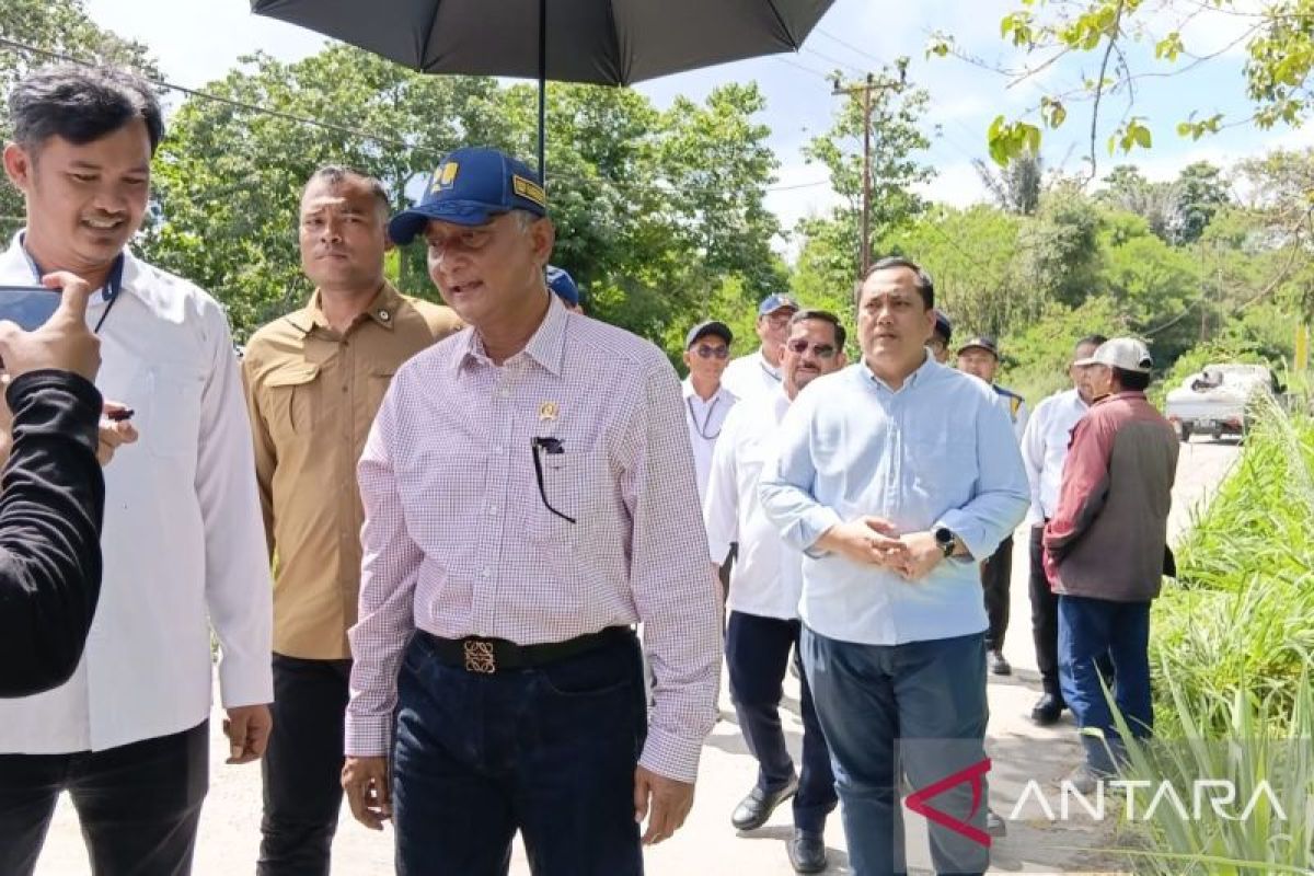 Menteri PU dukung pembangunan huntara dan perbaikan jembatan di Sigi