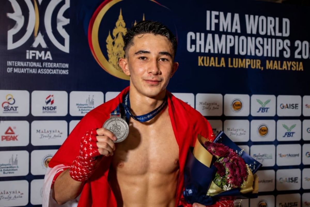 Elijah William Hinzmancetak sejarah di Kejuaraan Dunia Muaytai 2026