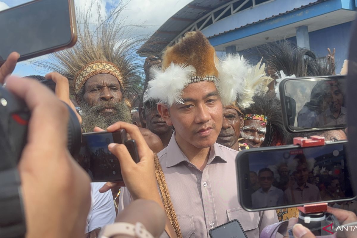 Gibran respons penahanan Roy Suryo dan Tifa, doakan kesembuhan