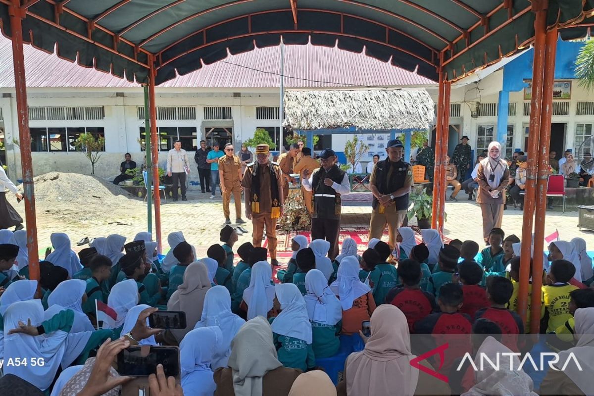 Mendikdasmen: Bahasa Inggris jadi mata pelajaran wajib 2027