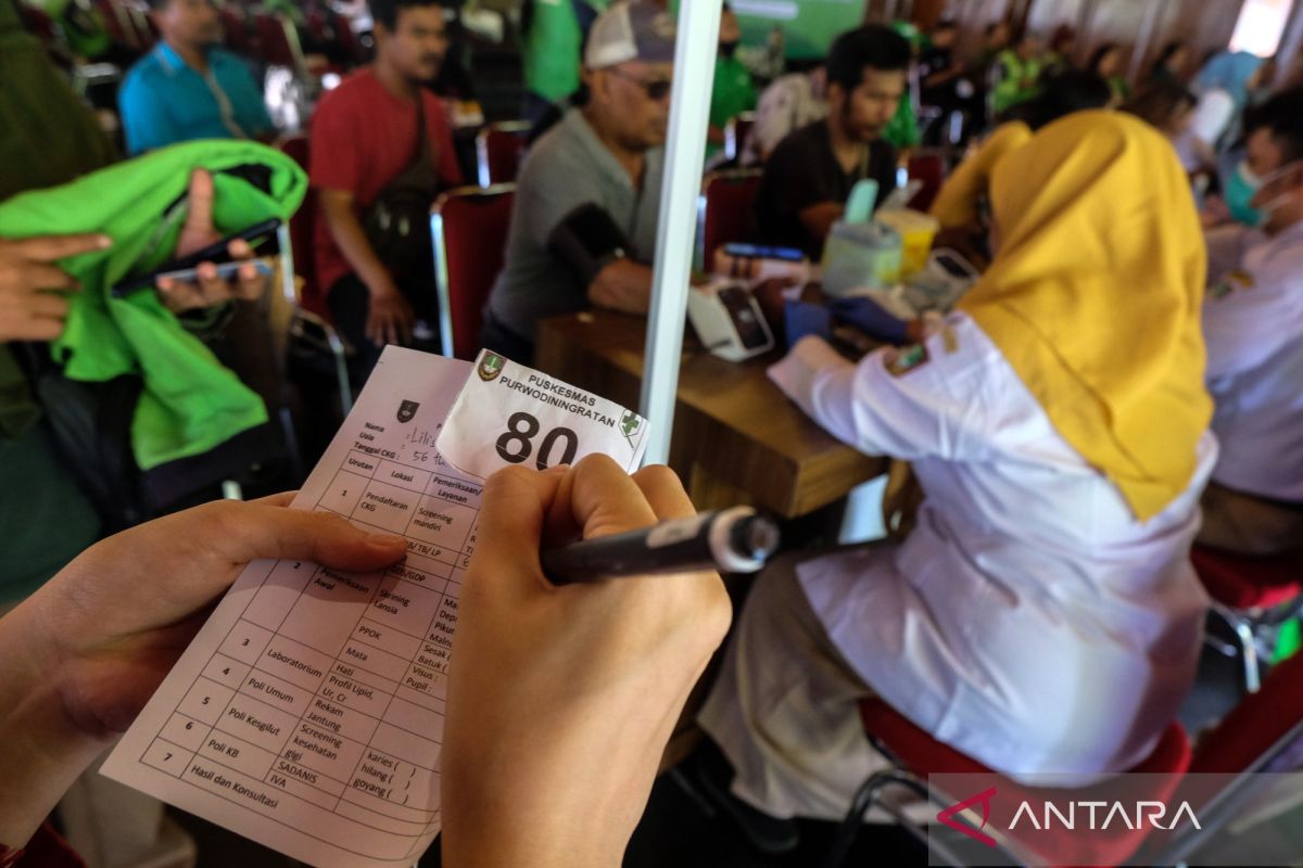 Bapemperda kaji pelibatan klinik swasta untuk urai antrean puskesmas
