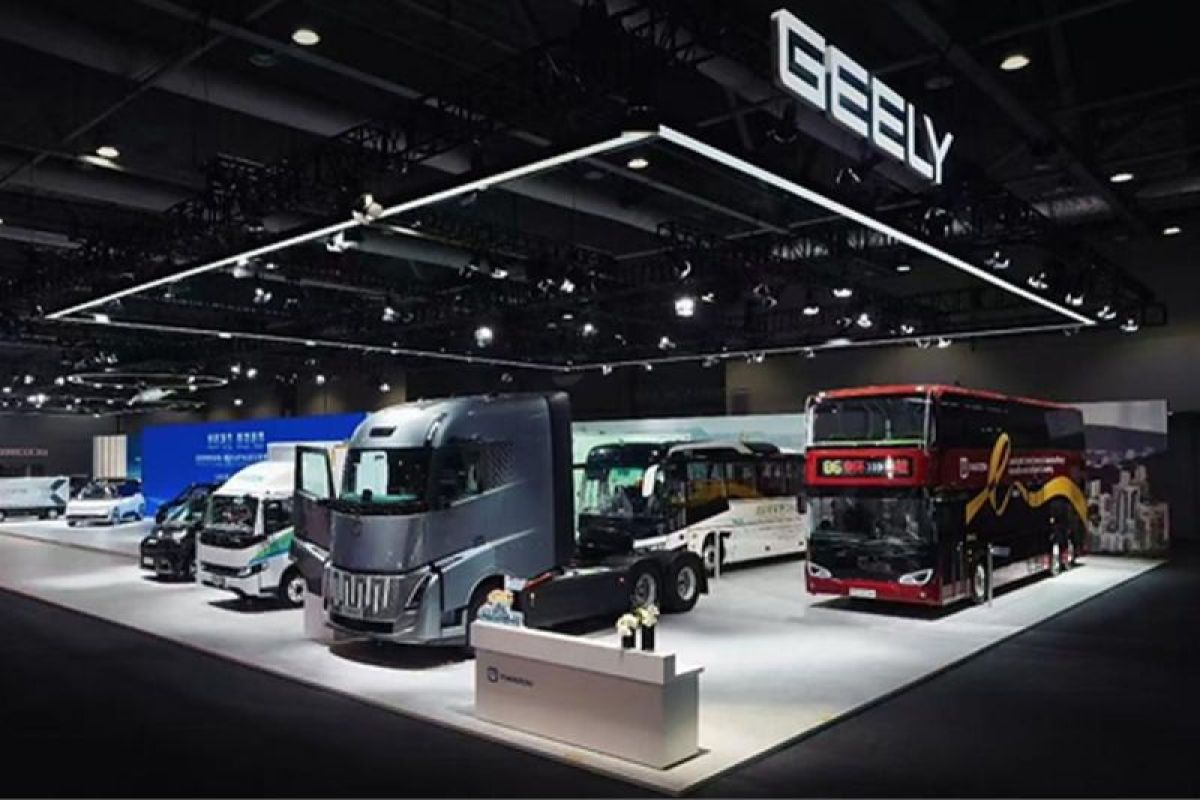 Solusi Mobilitas Cerdas Hijau Geely Farizon Tampil Perdana di Ekspo Hong Kong 2026