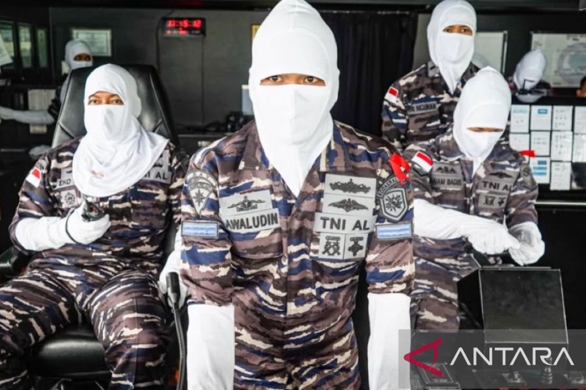 Kodaeral IX Ambon latihan tempur KRI Dorang pastikan kesiapsiagaan