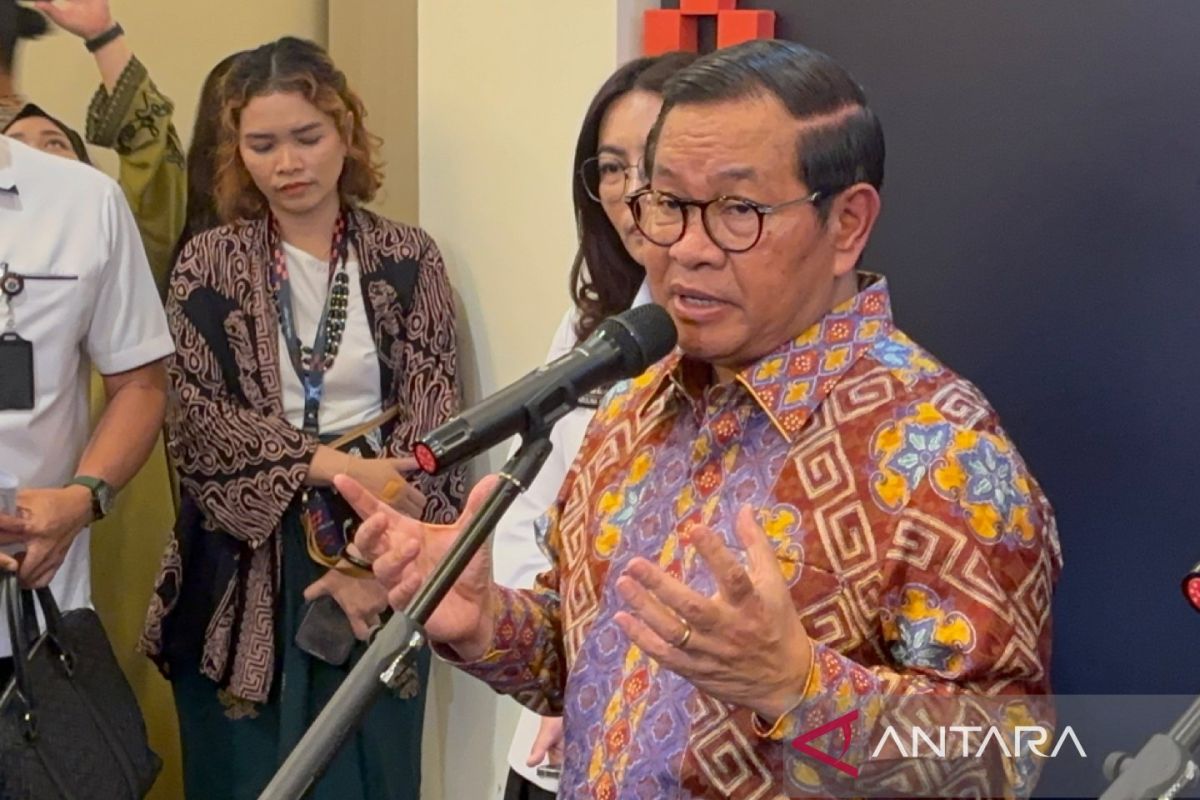Pramono panggil perusahaan aplikator bahas penataan parkir ojol