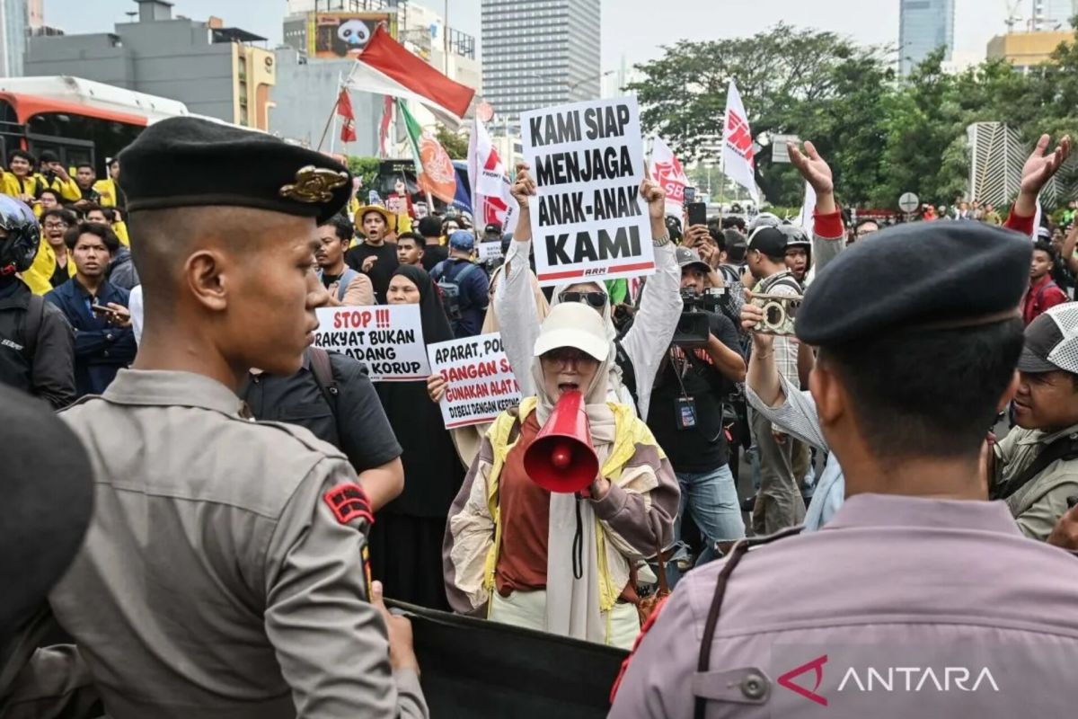 Pengamat sebut demonstrasi bayaran dapat rusak demokrasi