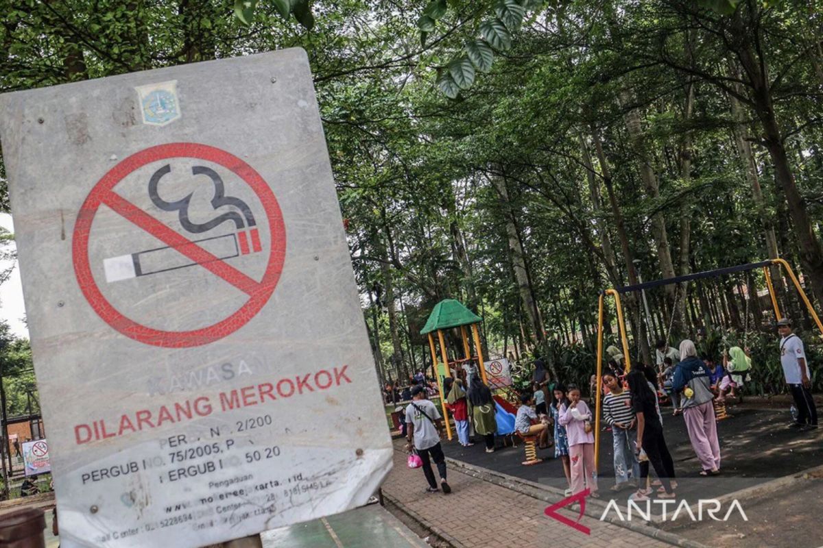99 persen iklan rokok ilegal ditemukan di sekitar sekolah di Jakarta