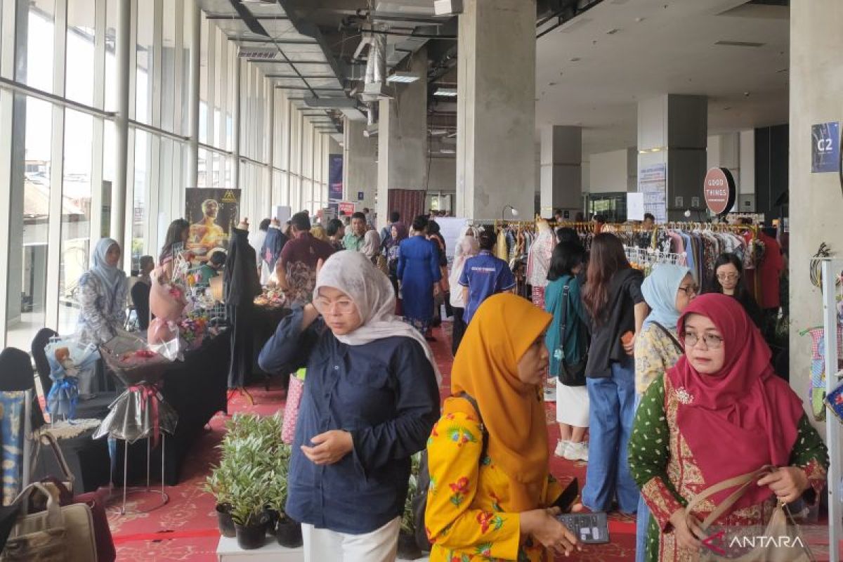 45 pelaku UMKM ikuti Pekan Raya Grogol