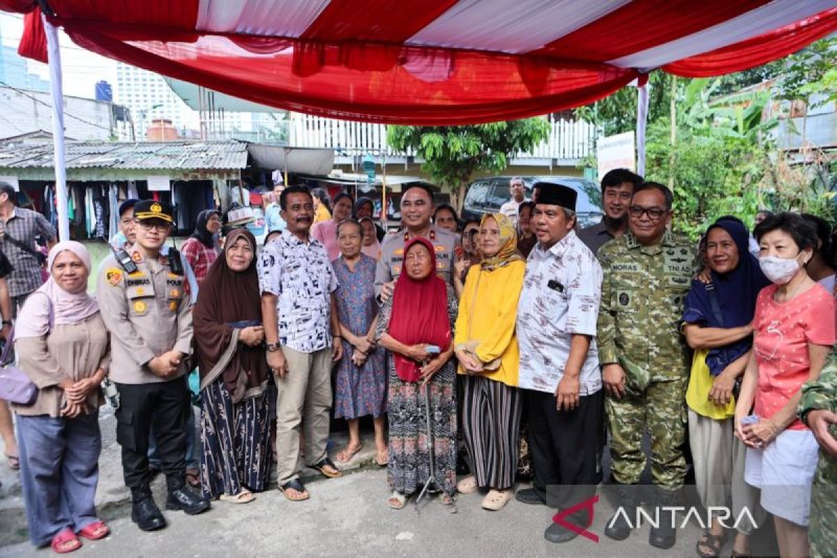 Wakapolda Metro-Kasdam Jaya tinjau langsung kamtibmas di Jakarta Pusat