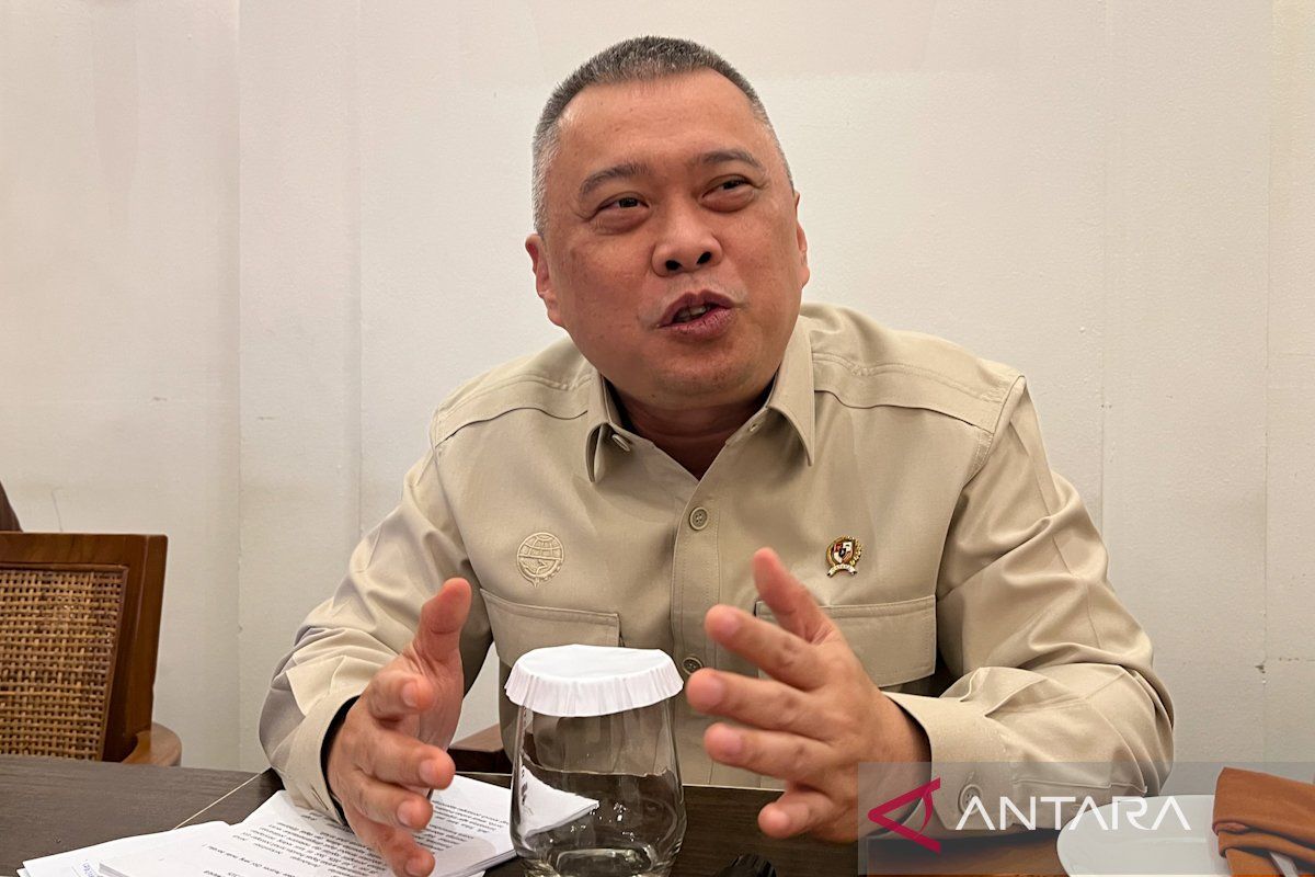 Menhub minta penuhi aspek keselamatan Bandara Husein bila layani jet