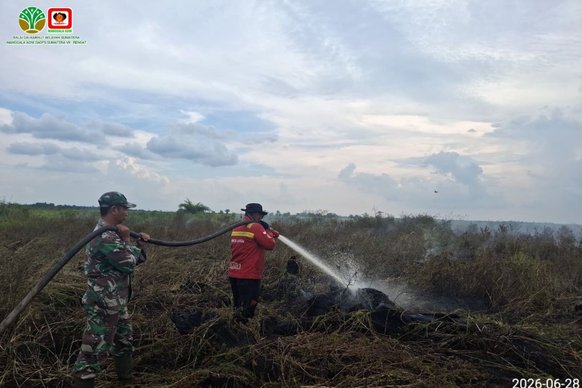 Manggala Agni masih tangani dua titik karhutla di Inderagiri Hulu Riau