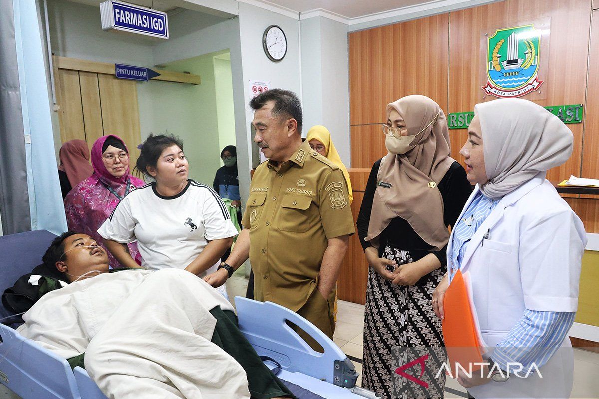 Pemkot Bekasi perketat pengawasan truk bertonase besar