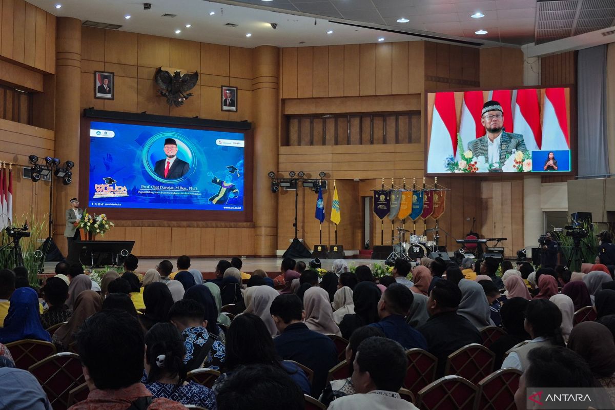 Kemenko PMK: Gelar tak berarti tanpa karya