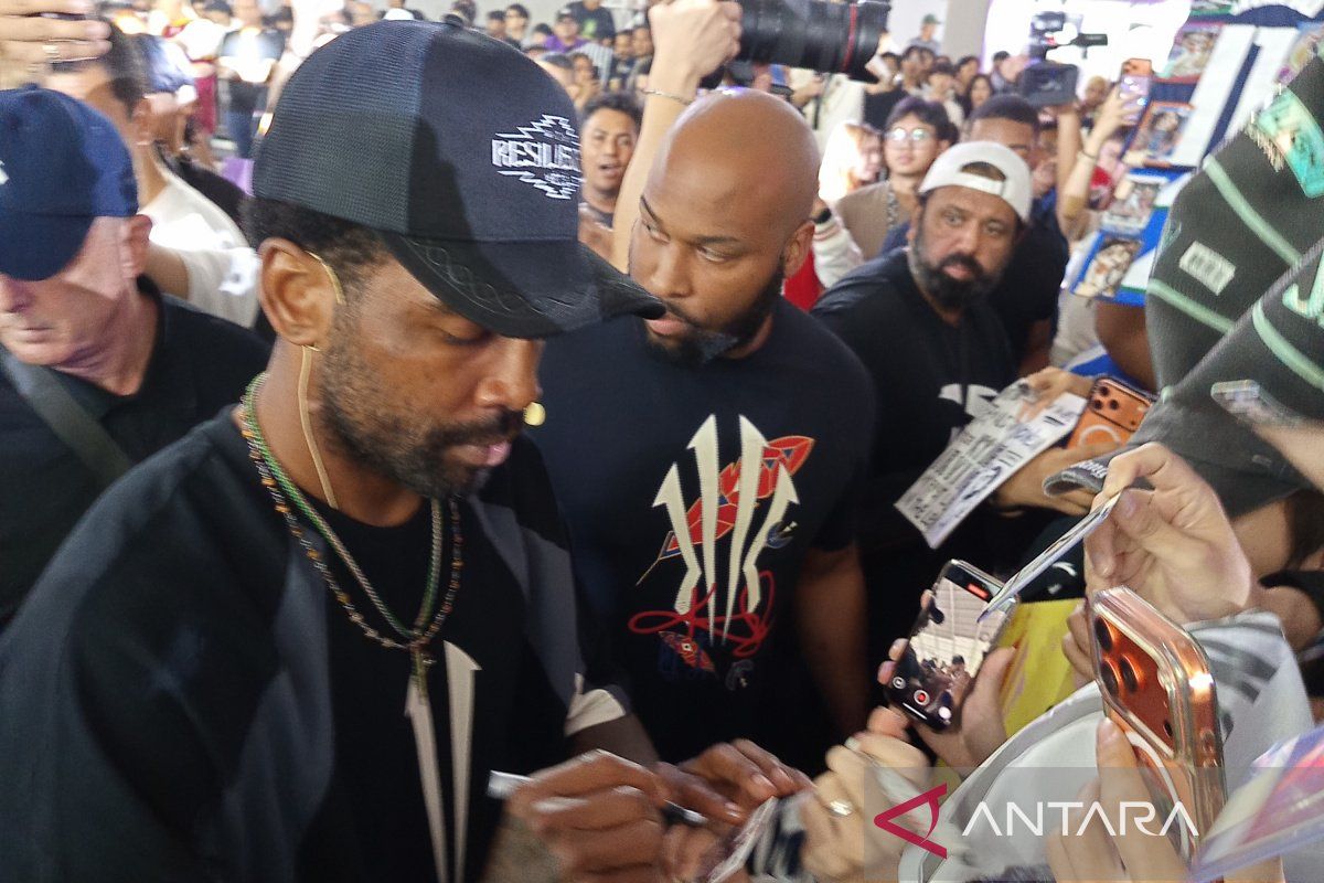 Kyrie Irving yakin anak Indonesia bisa menjadi bintang NBA masa depan