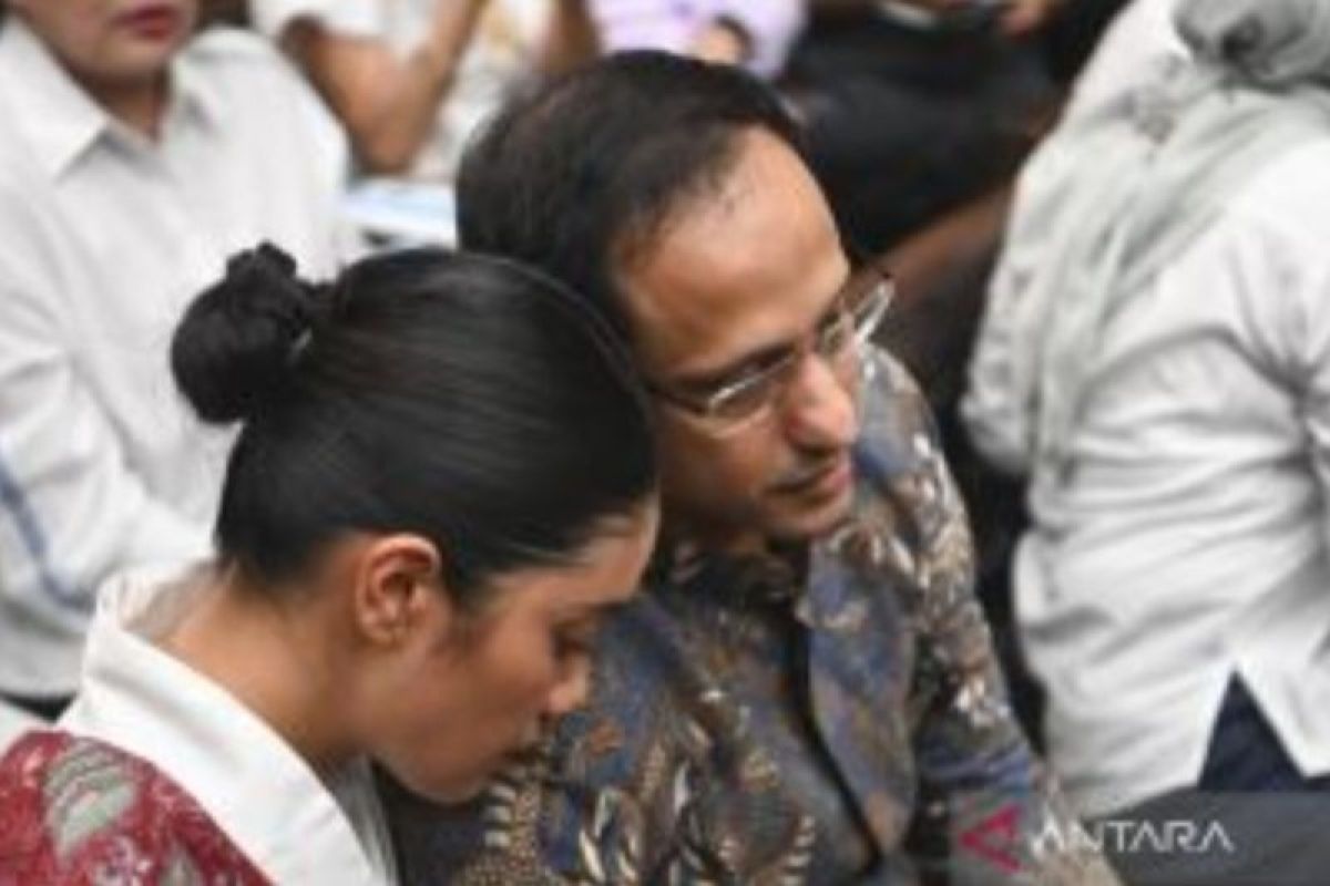 Populer, Nadiem divonis 10 tahun hingga harga solar nonsubsidi turun