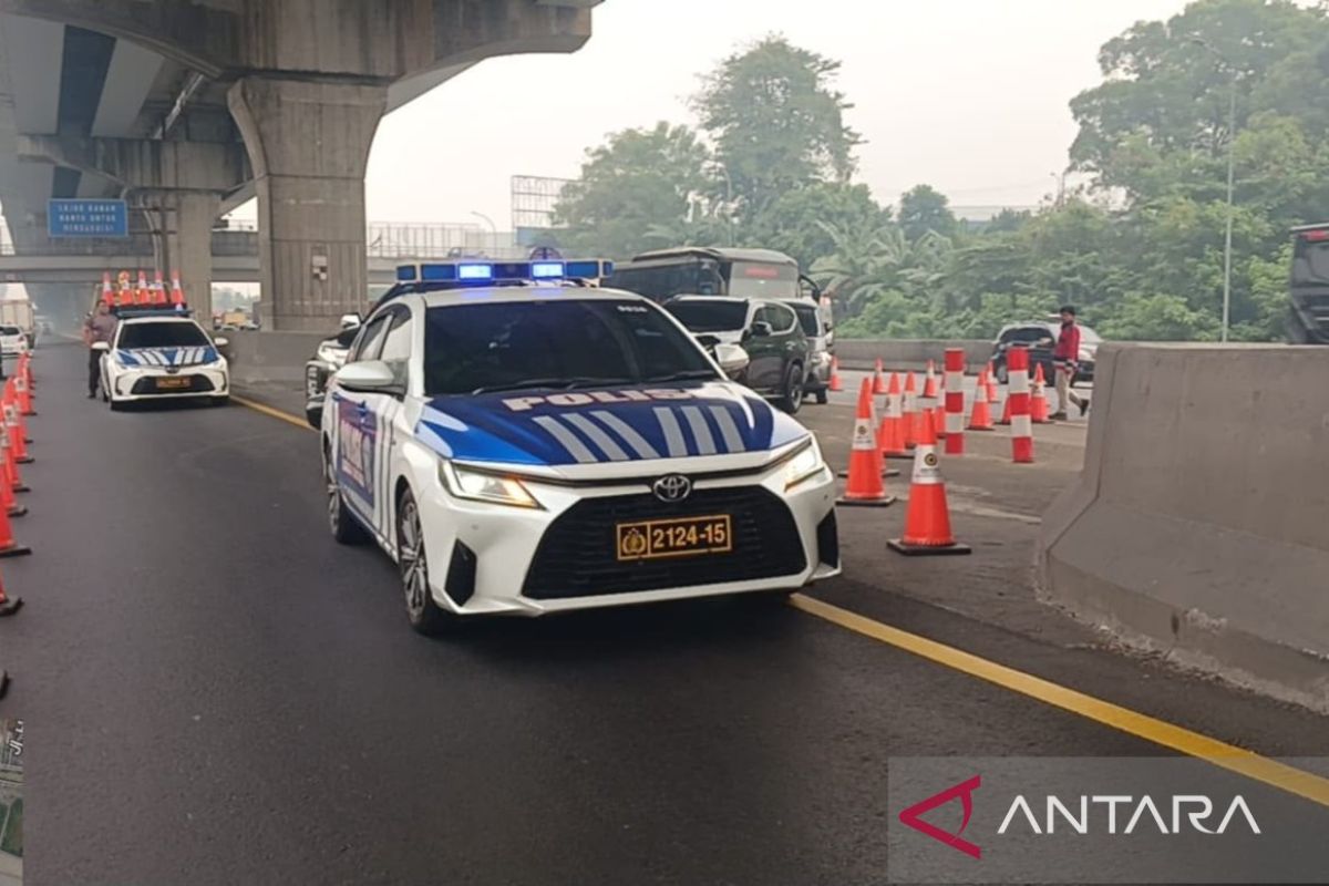 JTT rekayasa lawan arah Tol Japek urai kepadatan lalu lintas