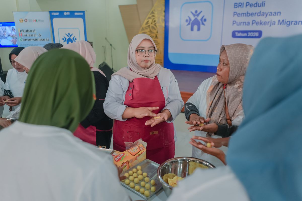 BRI Peduli beri pelatihan kewirausahaan bagi puluhan purna pekerja migran Indonesia di Cirebon