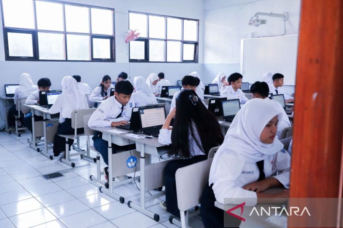 DPRD Jabar dorong pemerataan SMA dan SMK di seluruh kecamatan