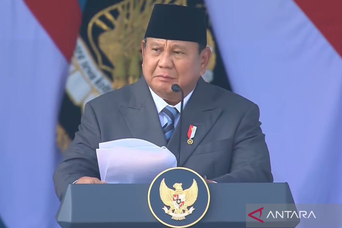 Prabowo Urges Polri to Master AI and Maintain Public Trust