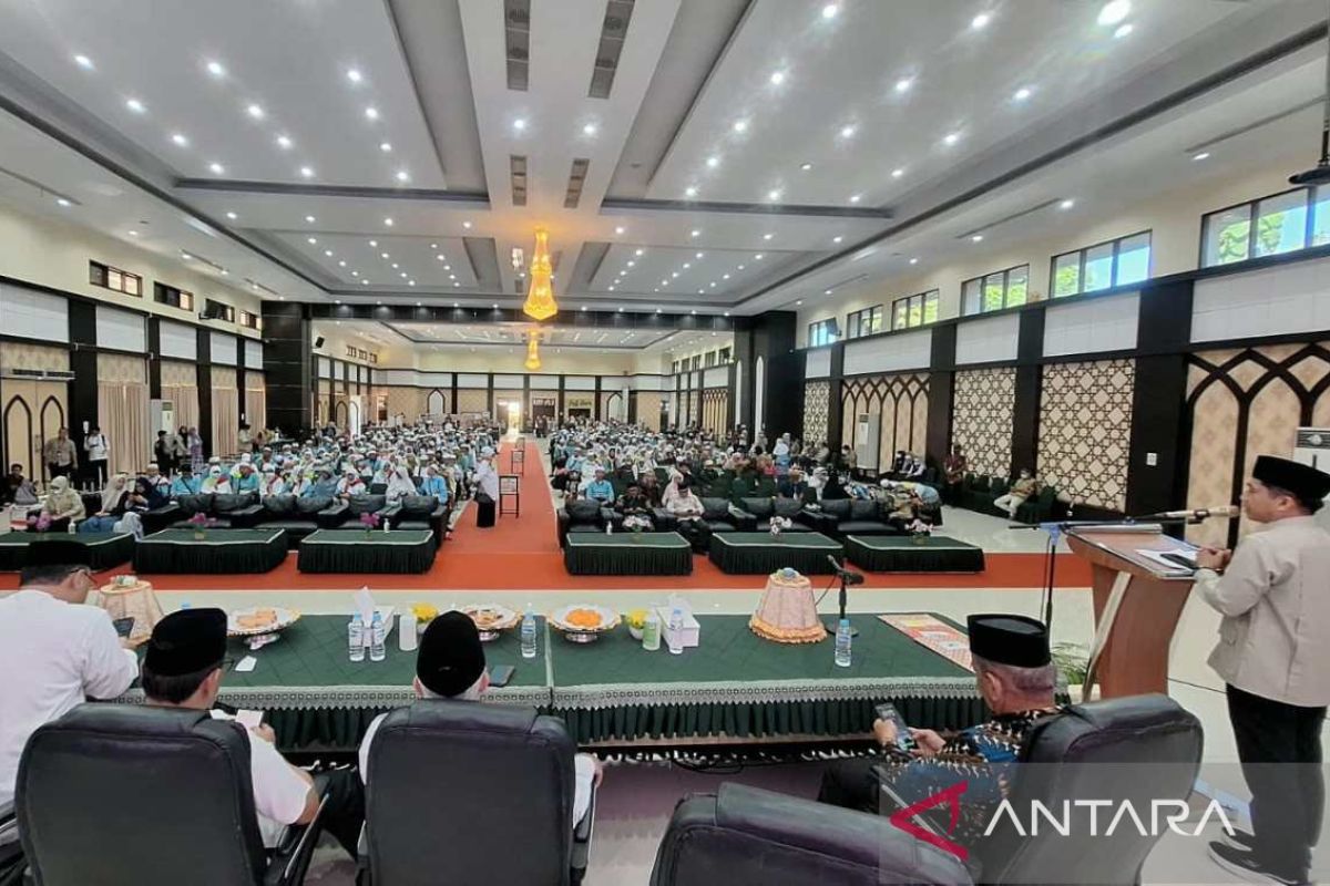 Kloter 42 jamaah haji Sulsel tiba di Debarkasi Makassar